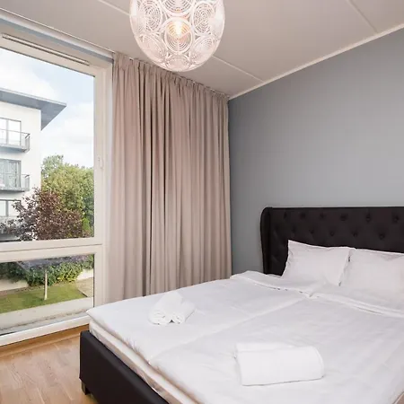 Dream - Modern Two Bedroom Family