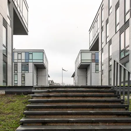 Dream - Modern Two Bedroom Family Ταλίν